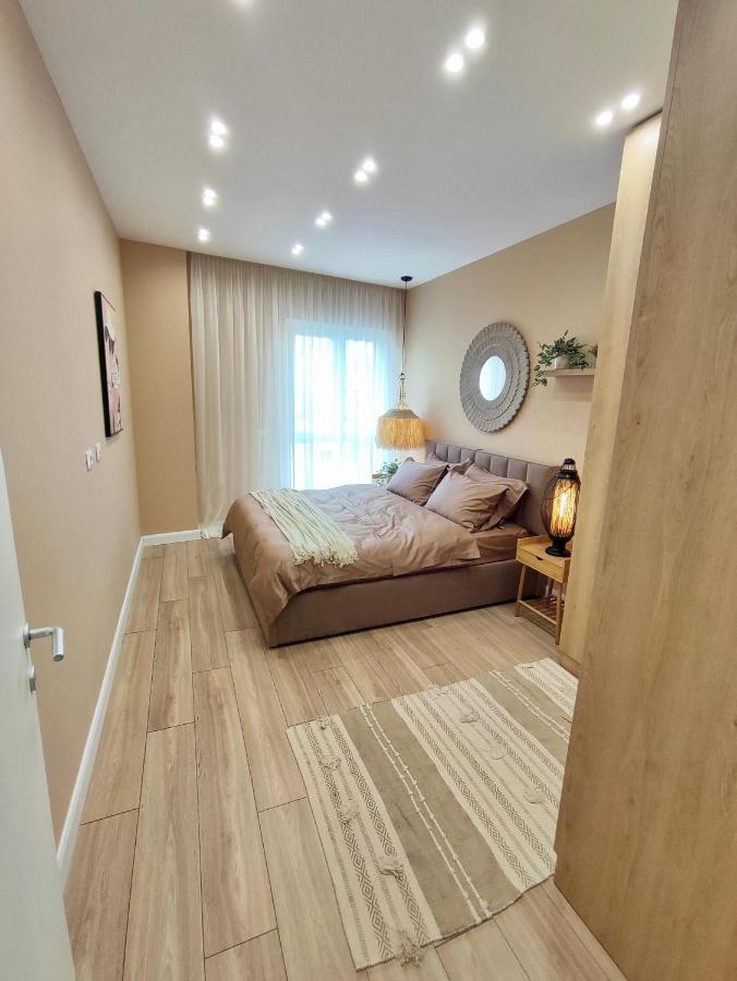 Modern Style 2Br-Apt - 10Min To Skanderbeg Square Apartment ติรานา ภายนอก รูปภาพ